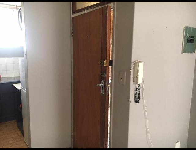 2 BEDROOM APARTMENT FOR SALE IN SUNNYSIDE